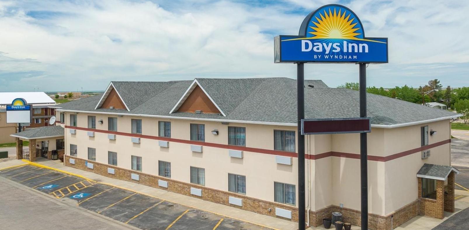 Days Inn By Wyndham Уолл Экстерьер фото